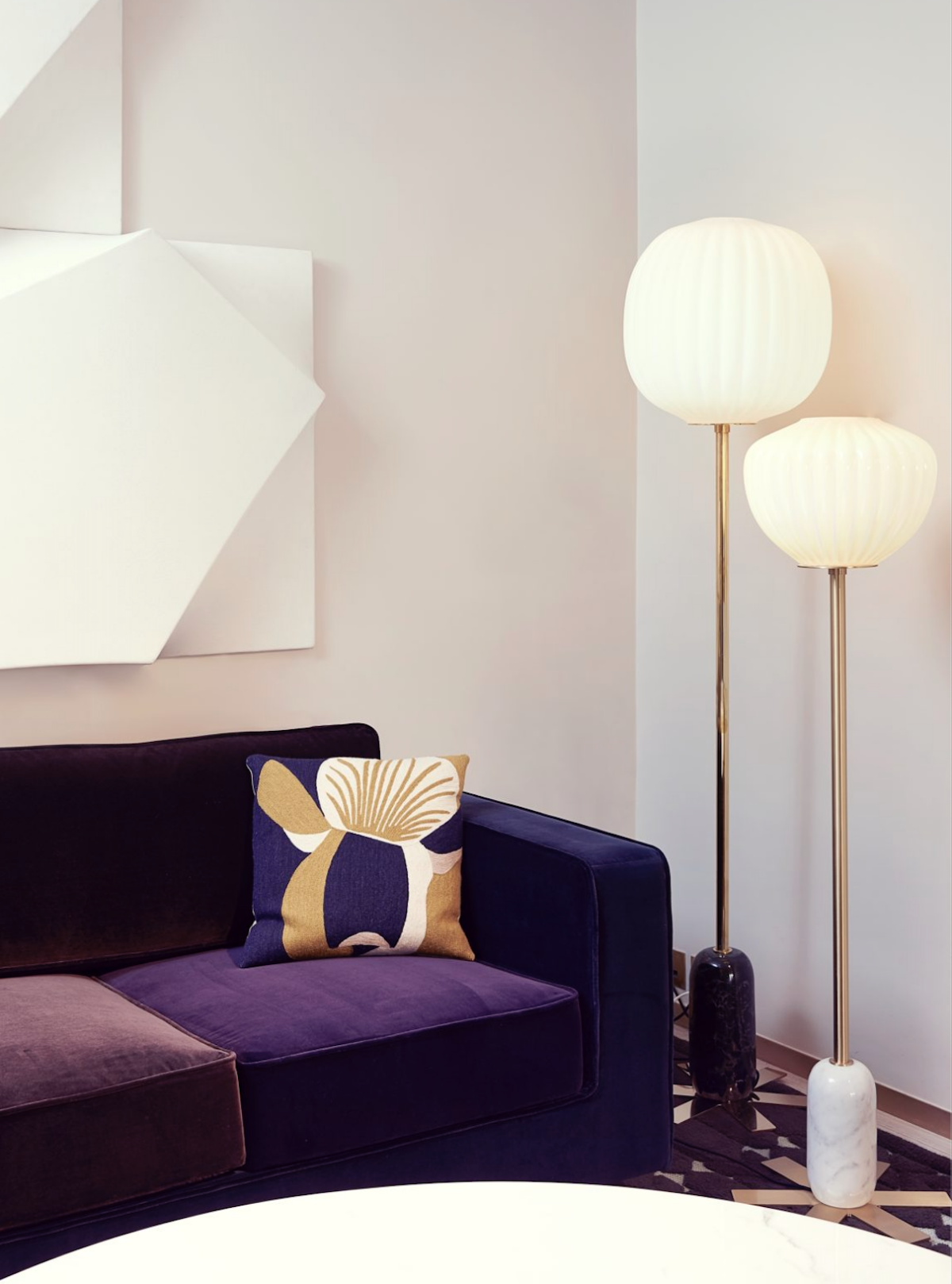 CASANOVA FLOOR LAMP